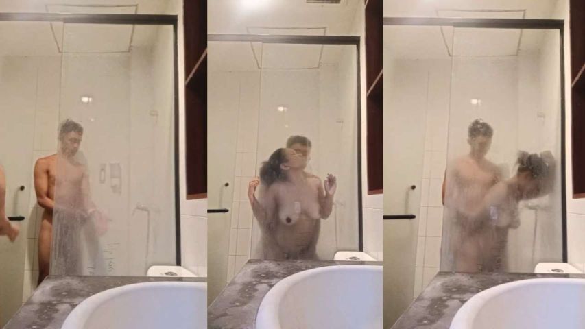 Kasabay ng Pagdilat ng Aking Mata Ang Nakabulatlat Niyang Bilat